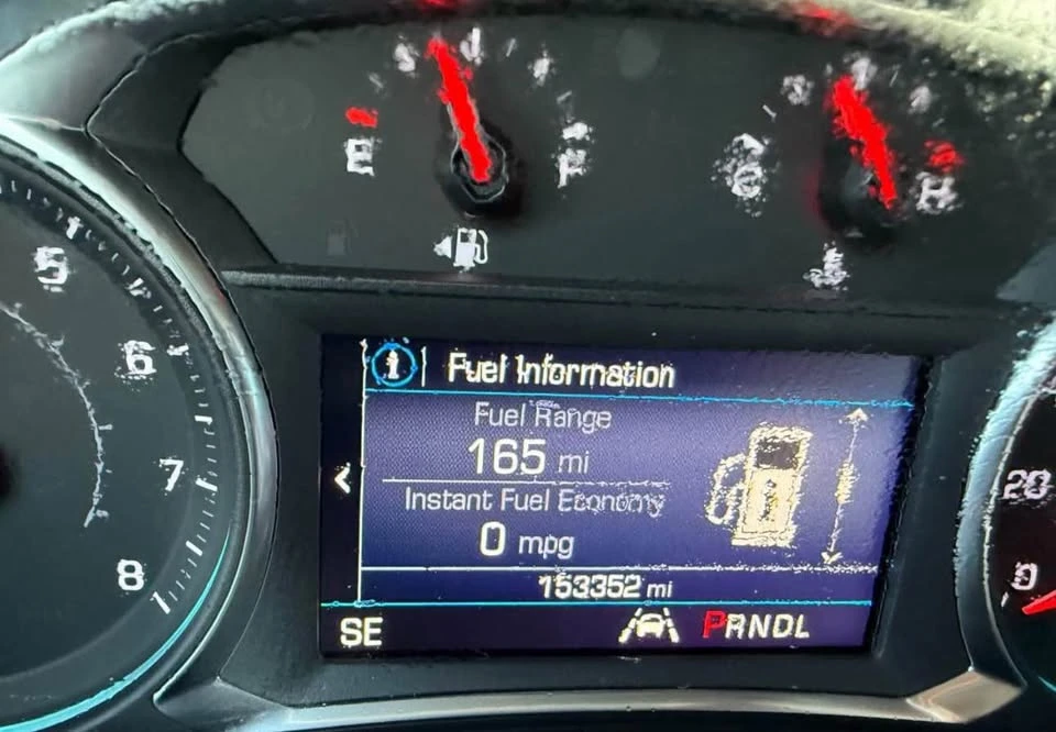 2021 Chevrolet Equinox - Image 10 of 10