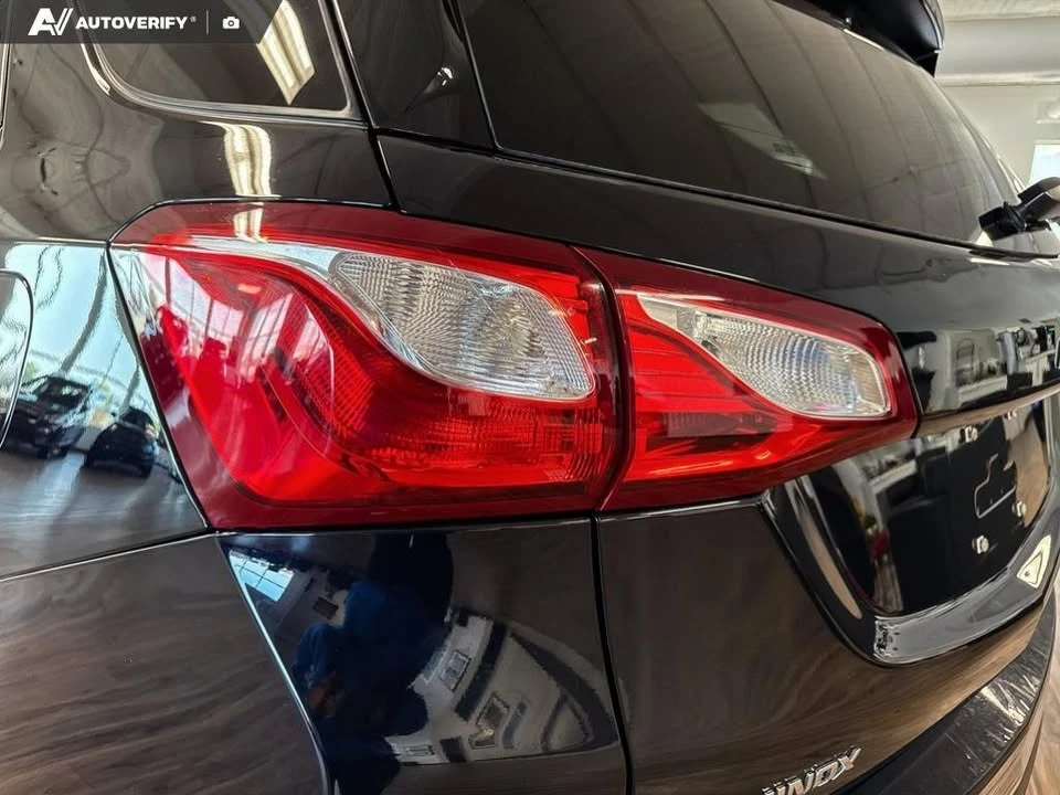 2021 Chevrolet Equinox - Image 11 of 20