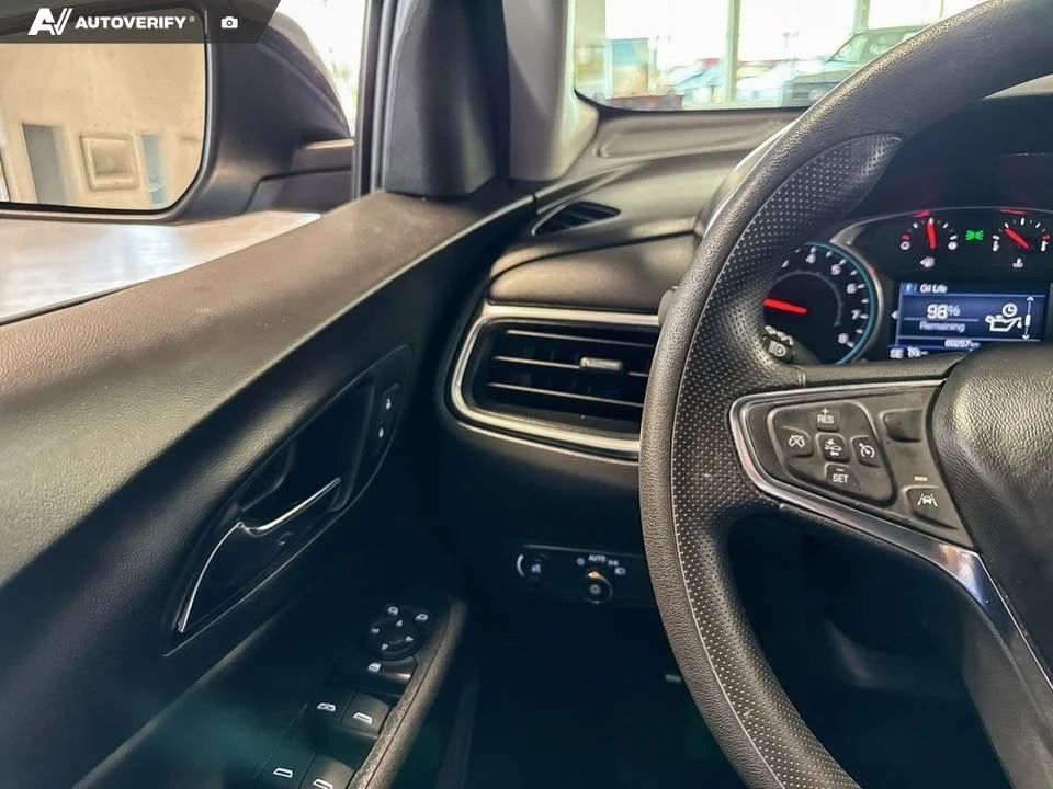 2021 Chevrolet Equinox - Image 17 of 20