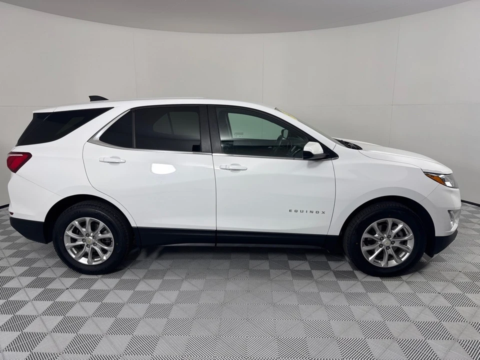 2021 Chevrolet Equinox - Image 4 of 21