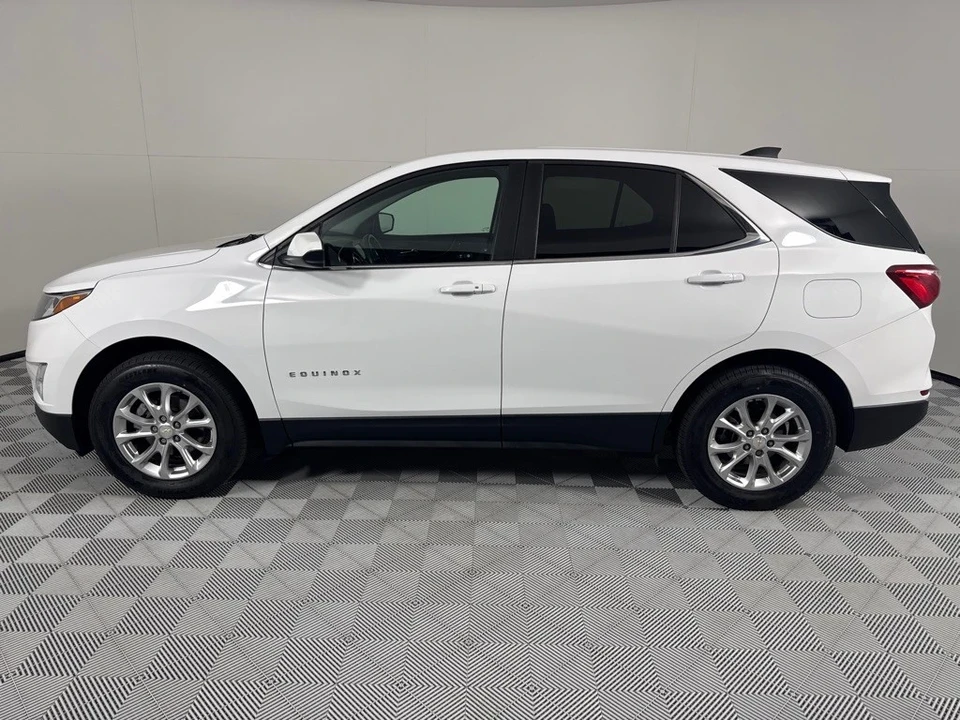 2021 Chevrolet Equinox - Image 8 of 21