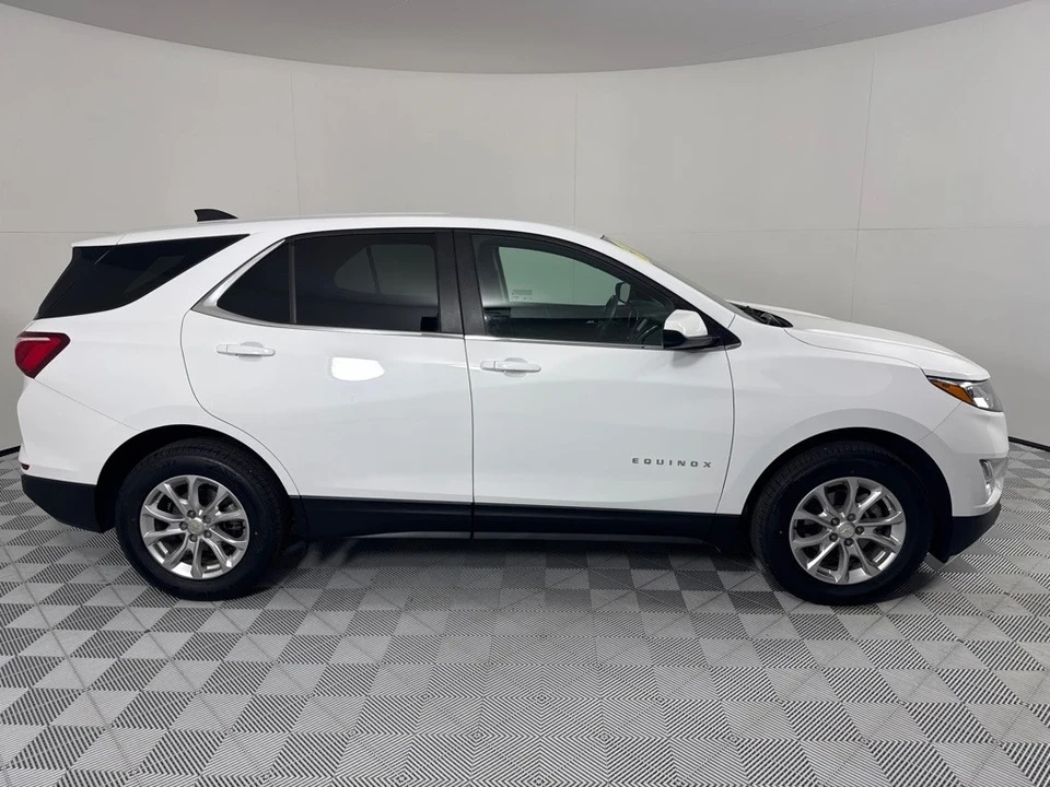 2021 Chevrolet Equinox - Image 4 of 21