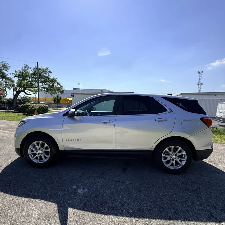 2021 Chevrolet Equinox - Image 4 of 19