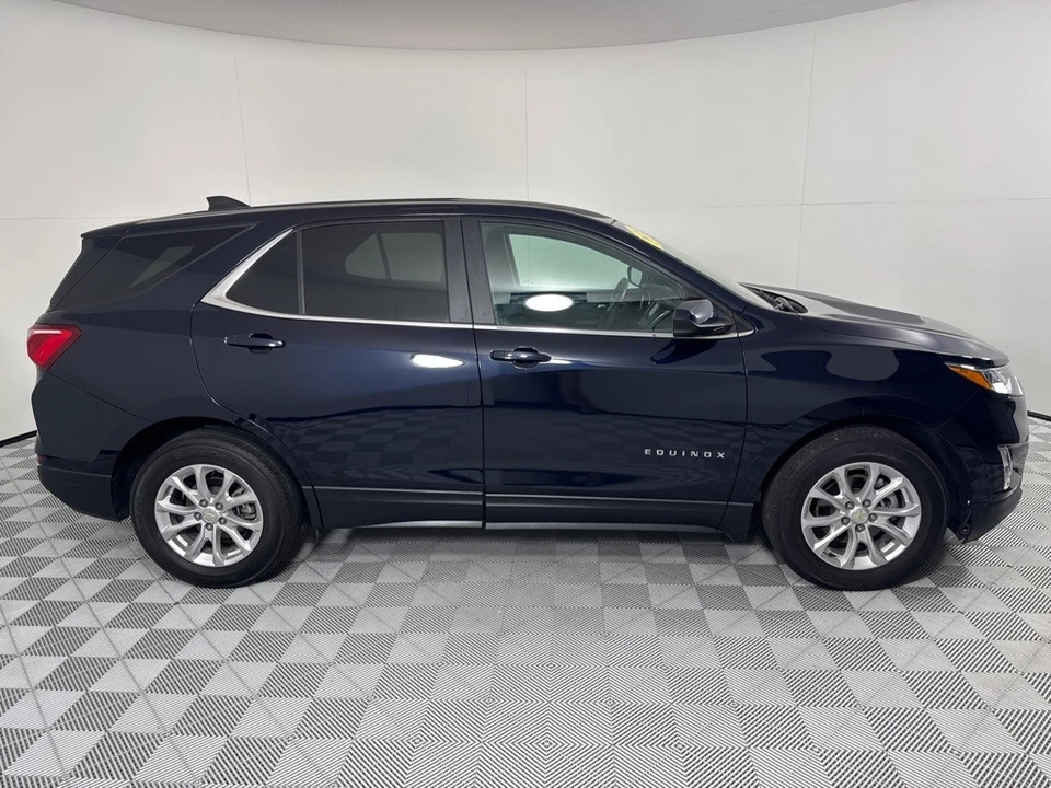 2021 Chevrolet Equinox - Image 4 of 21