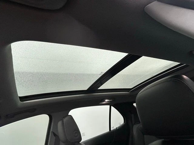 2021 Chevrolet Equinox - Image 8 of 12