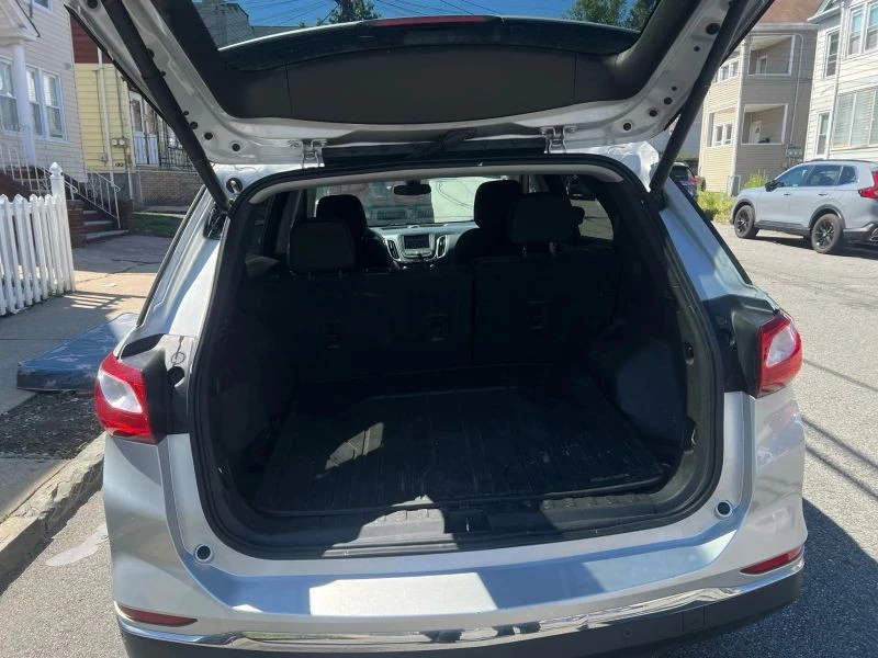 2021 Chevrolet Equinox - Image 6 of 12