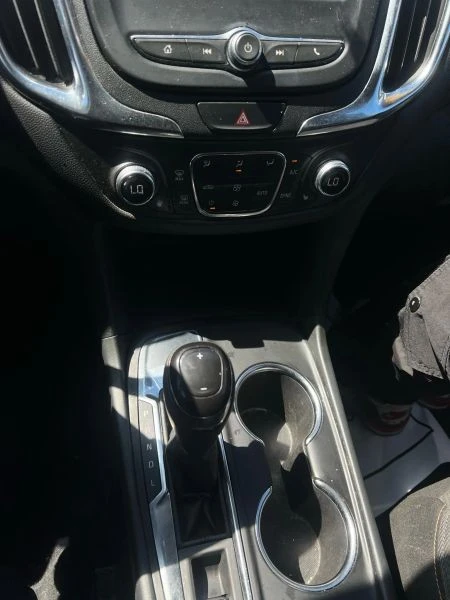 2021 Chevrolet Equinox - Image 8 of 12