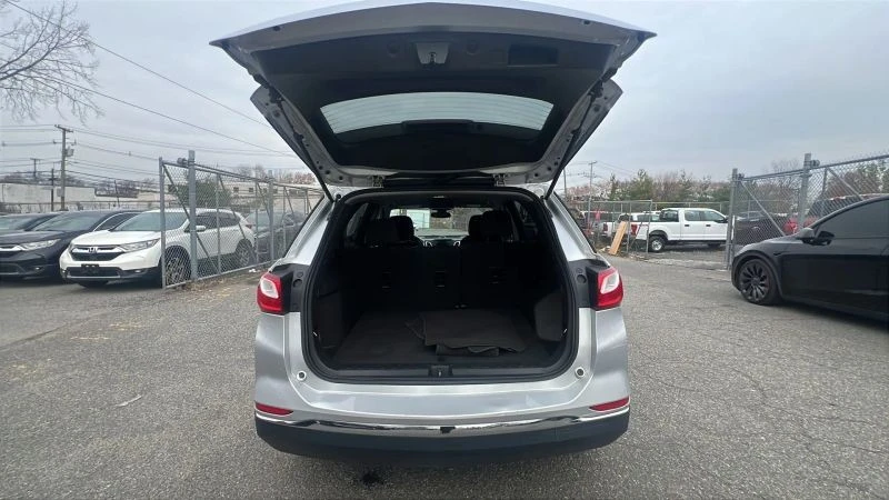 2021 Chevrolet Equinox - Image 9 of 12