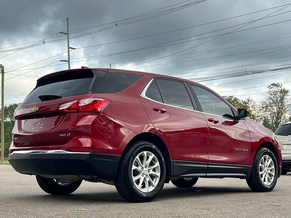 2021 Chevrolet Equinox - Image 14 of 21