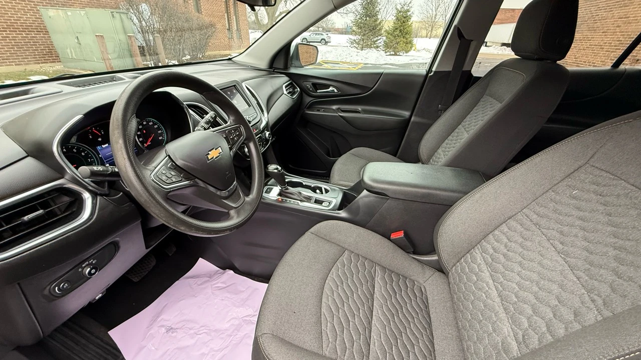 2021 Chevrolet Equinox - Image 9 of 21