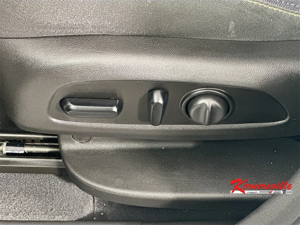 2021 Chevrolet Equinox - Image 21 of 21