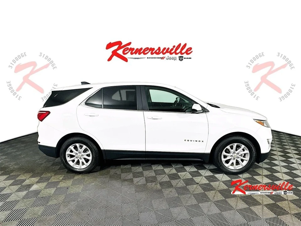 2021 Chevrolet Equinox - Image 8 of 21
