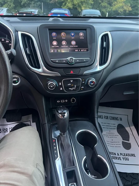 2021 Chevrolet Equinox - Image 10 of 12