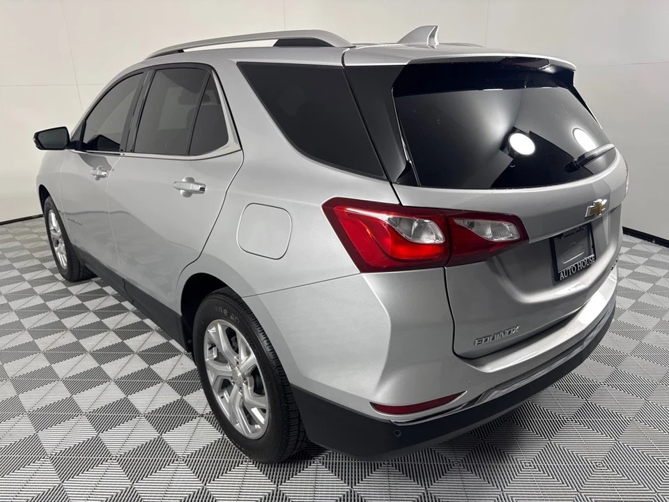 2021 Chevrolet Equinox - Image 8 of 12