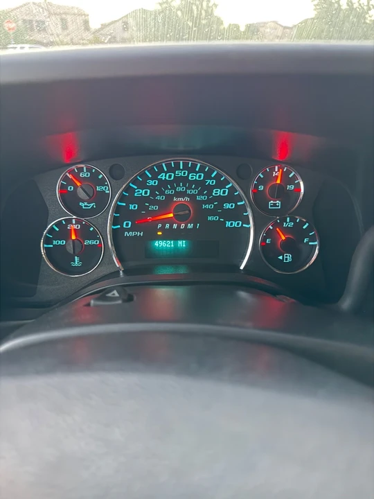 2021 Chevrolet Express - Image 16 of 17