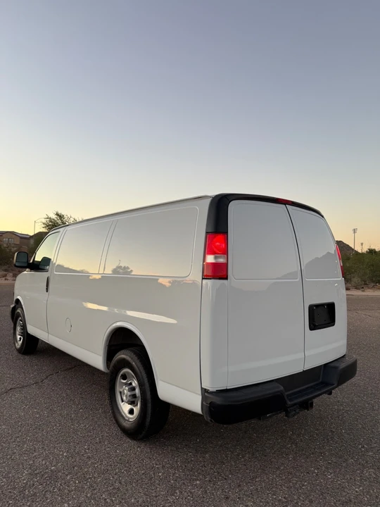2021 Chevrolet Express - Image 7 of 17