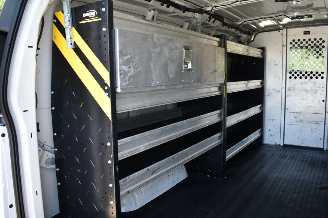 2021 Chevrolet Express - Image 15 of 20