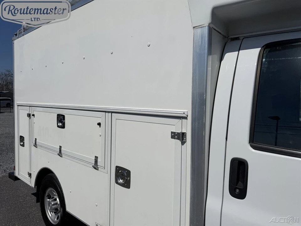 2021 Chevrolet Express - Image 7 of 12