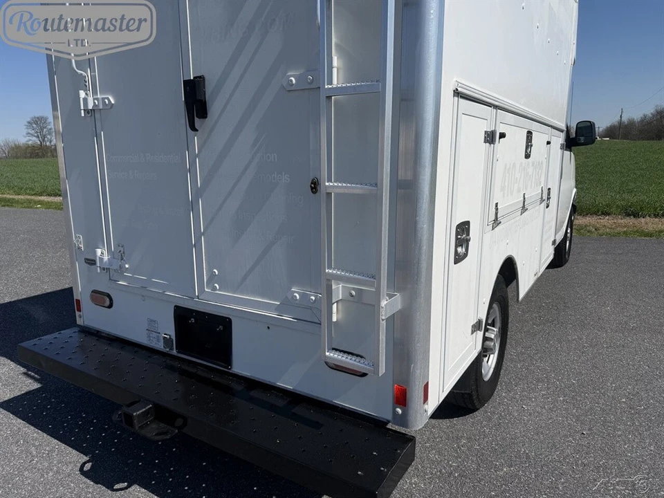 2021 Chevrolet Express - Image 10 of 12