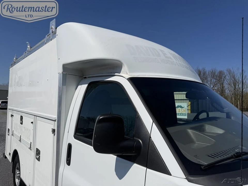 2021 Chevrolet Express - Image 5 of 12