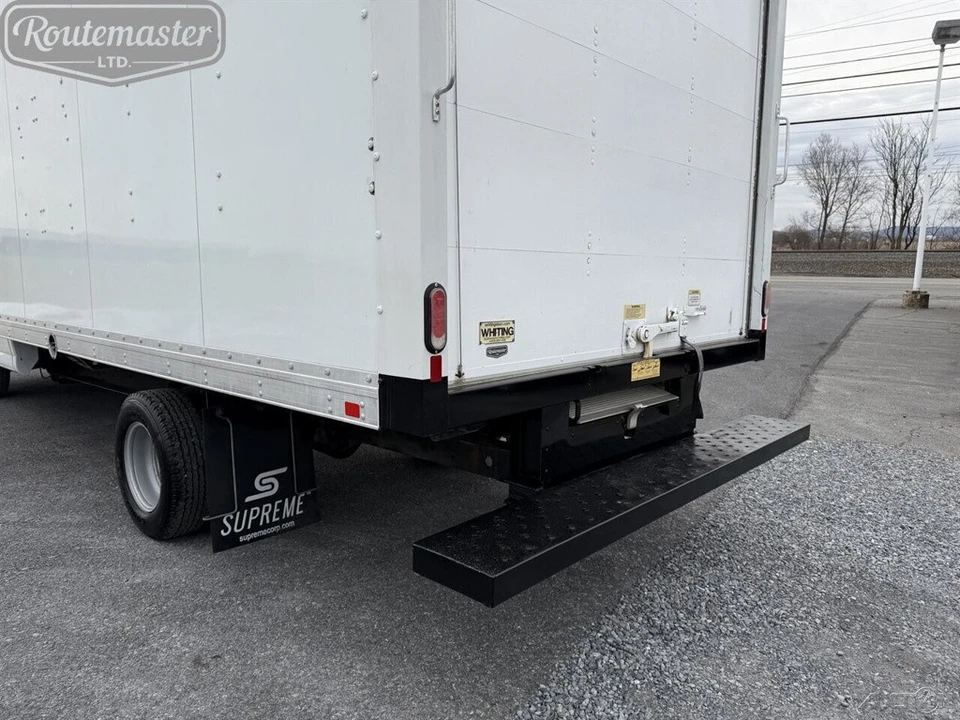 2021 Chevrolet Express - Image 12 of 12