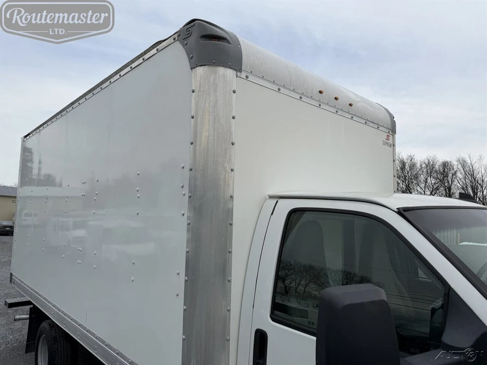 2021 Chevrolet Express - Image 5 of 12