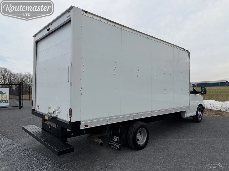 2021 Chevrolet Express - Image 7 of 12