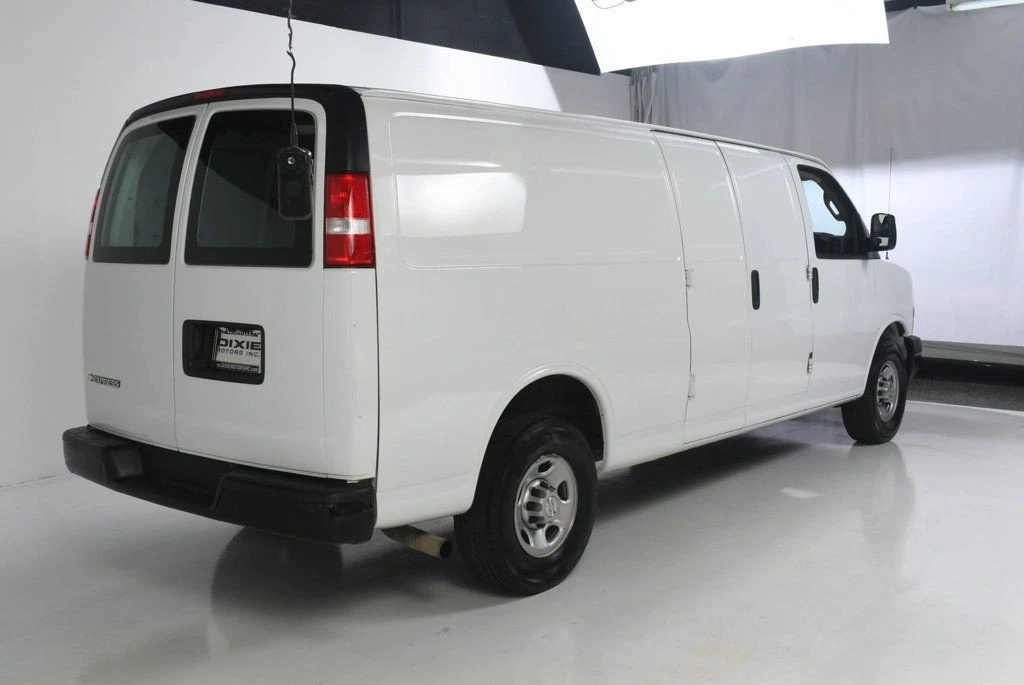 2021 Chevrolet Express - Image 8 of 12