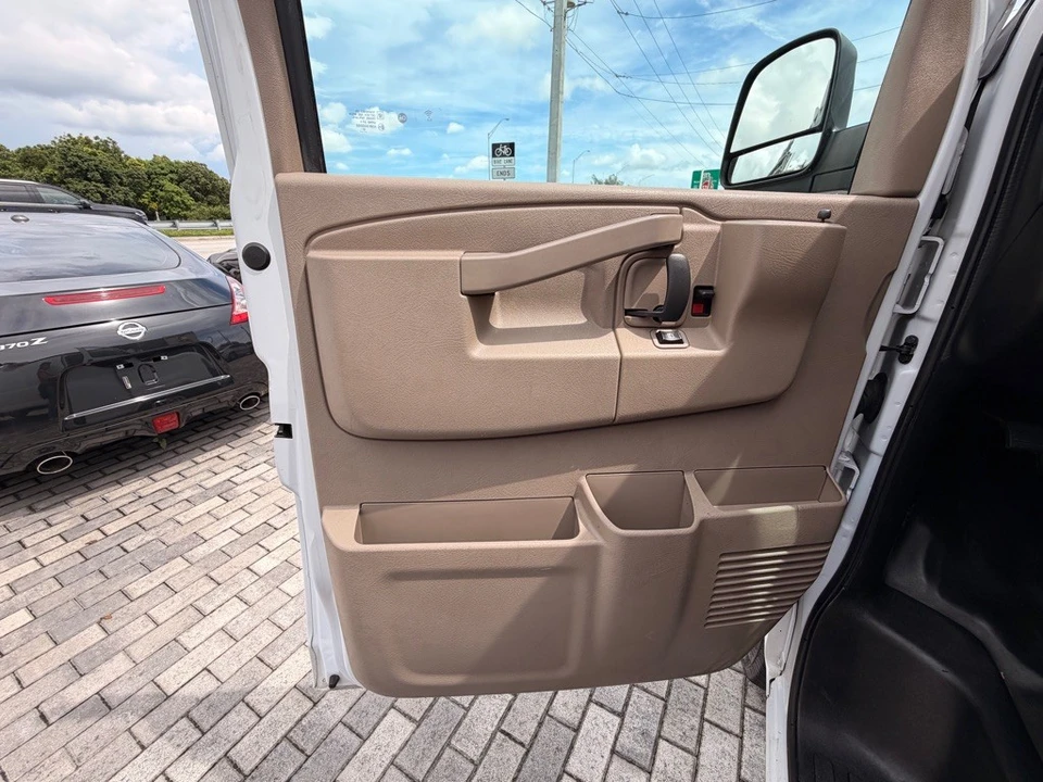 2021 Chevrolet Express - Image 13 of 21