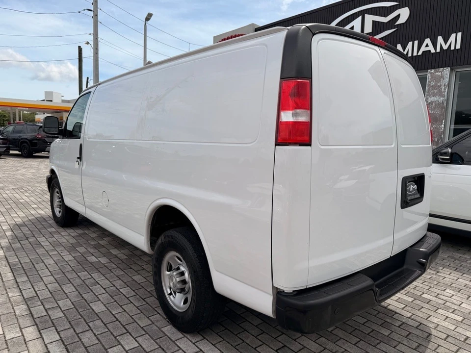 2021 Chevrolet Express - Image 6 of 21