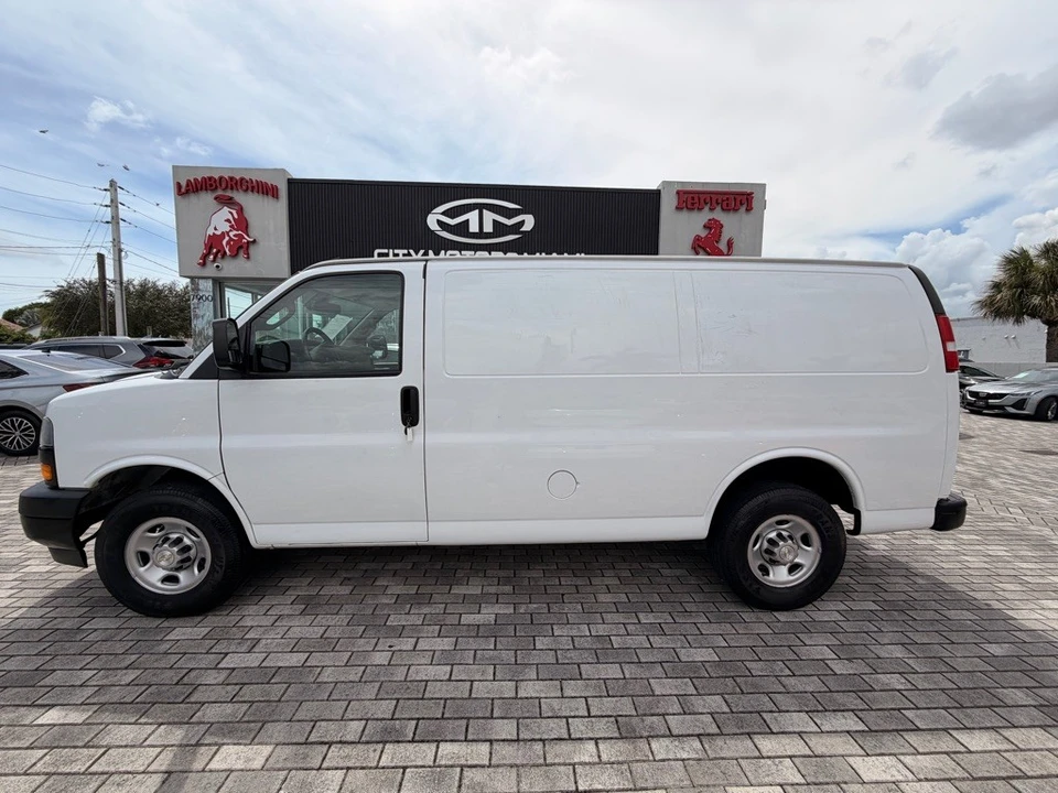2021 Chevrolet Express - Image 5 of 21
