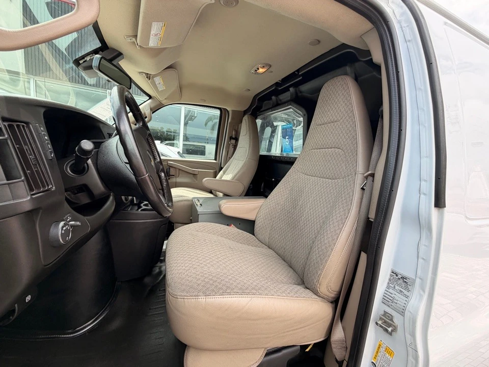 2021 Chevrolet Express - Image 14 of 21