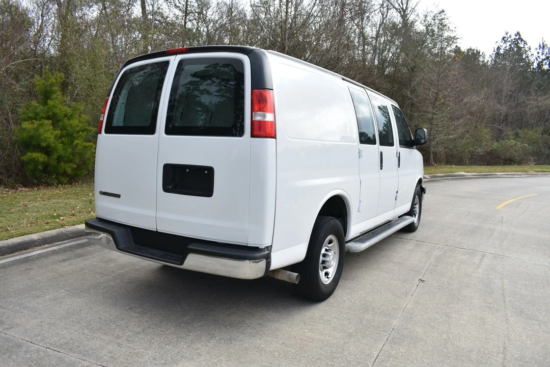 2021 Chevrolet Express - Image 4 of 18