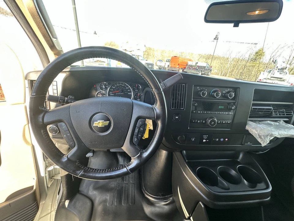 2021 Chevrolet Express - Image 19 of 21