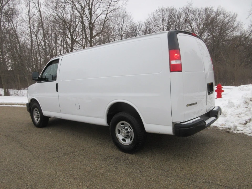 2021 Chevrolet Express - Image 21 of 21