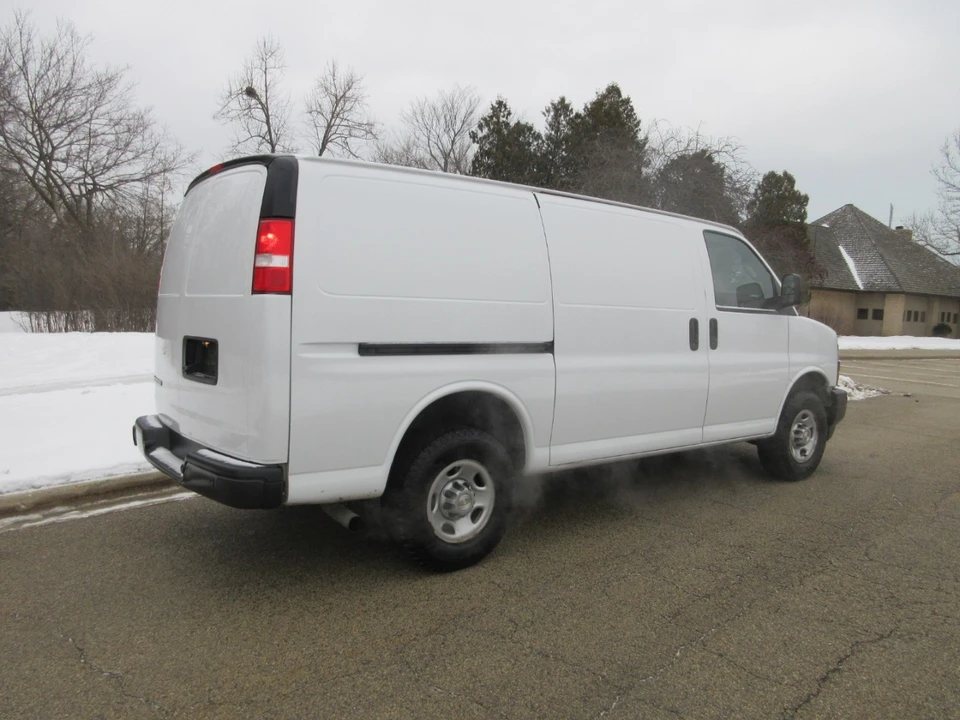 2021 Chevrolet Express - Image 6 of 21