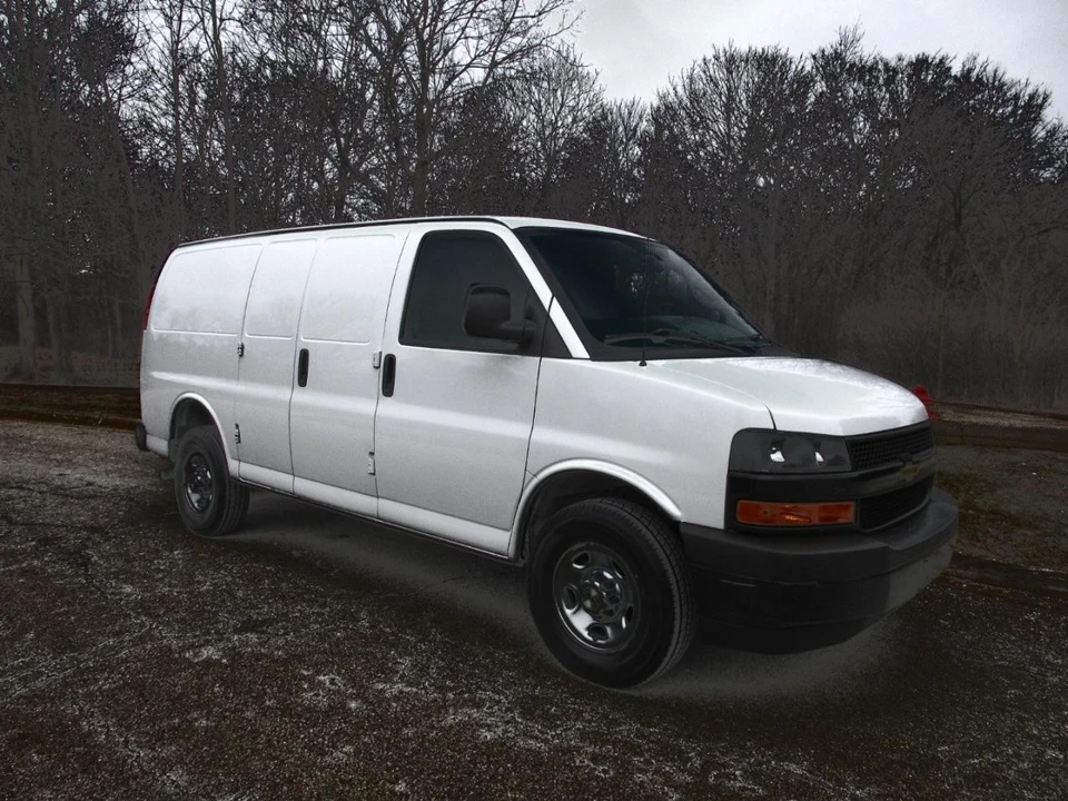 2021 Chevrolet Express - Image 4 of 21