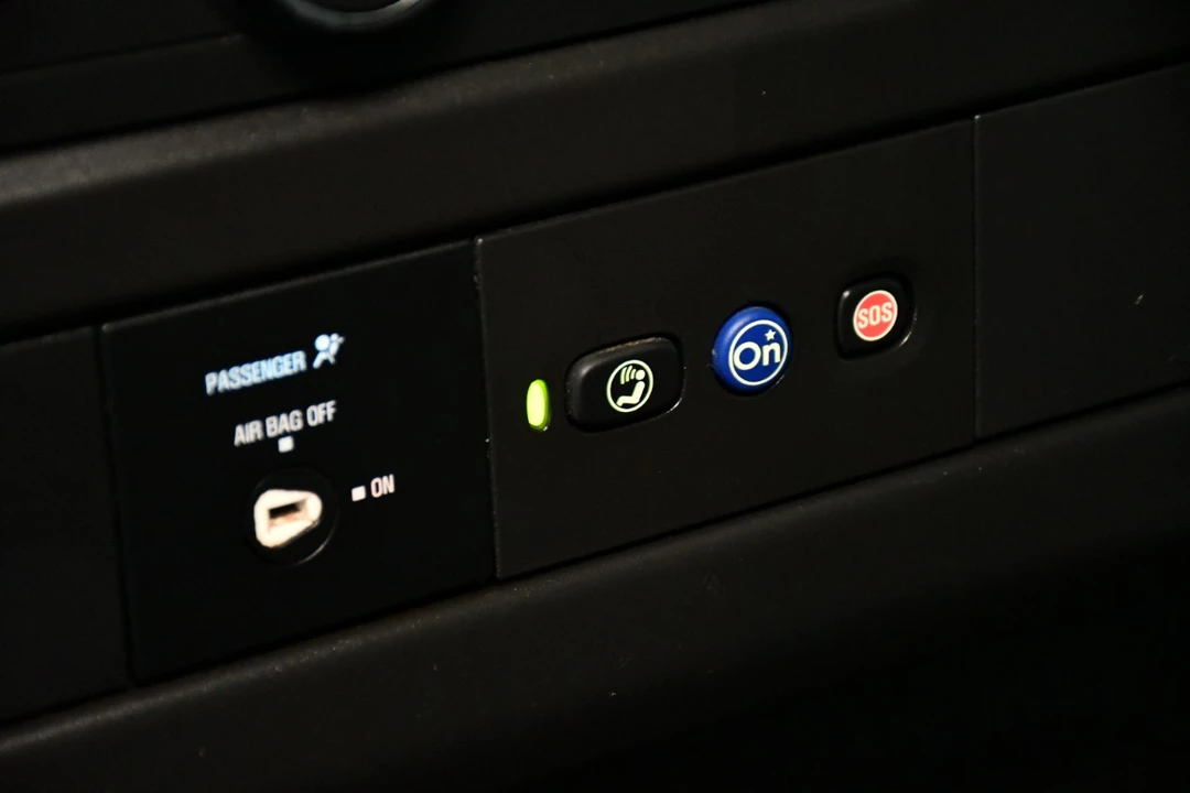 2021 Chevrolet Express - Image 20 of 21