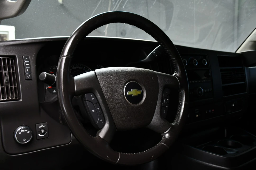 2021 Chevrolet Express - Image 13 of 21