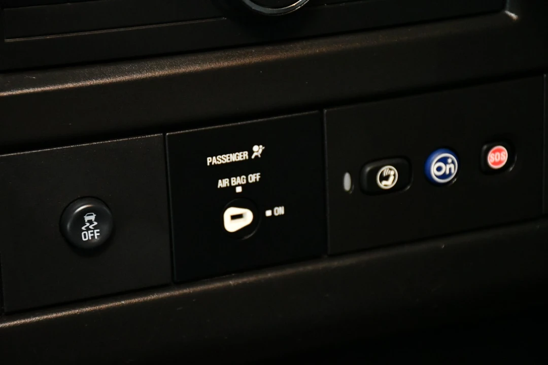 2021 Chevrolet Express - Image 19 of 21