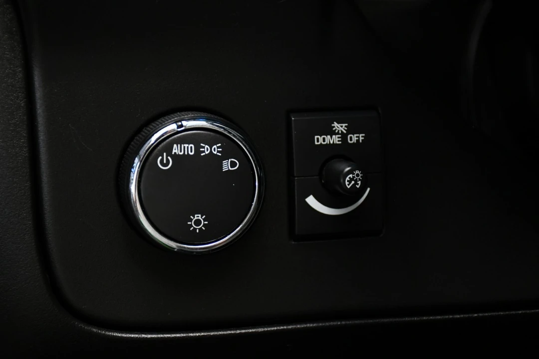 2021 Chevrolet Express - Image 16 of 21