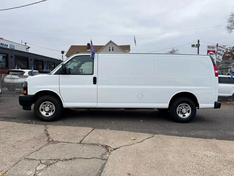 2021 Chevrolet Express - Image 7 of 12