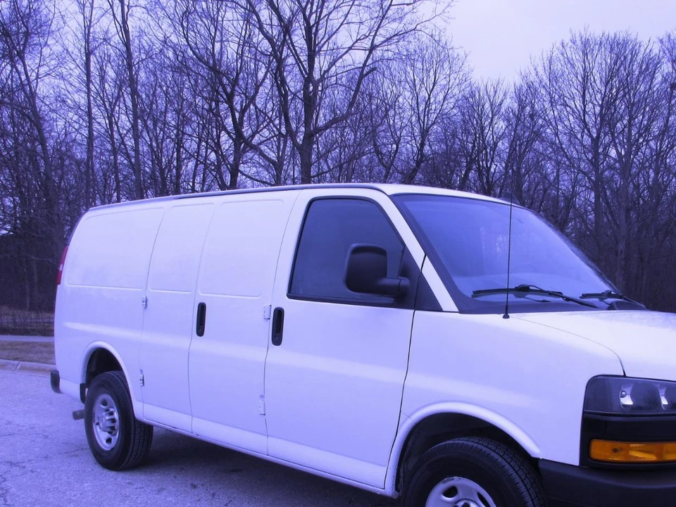 2021 Chevrolet Express - Image 6 of 21