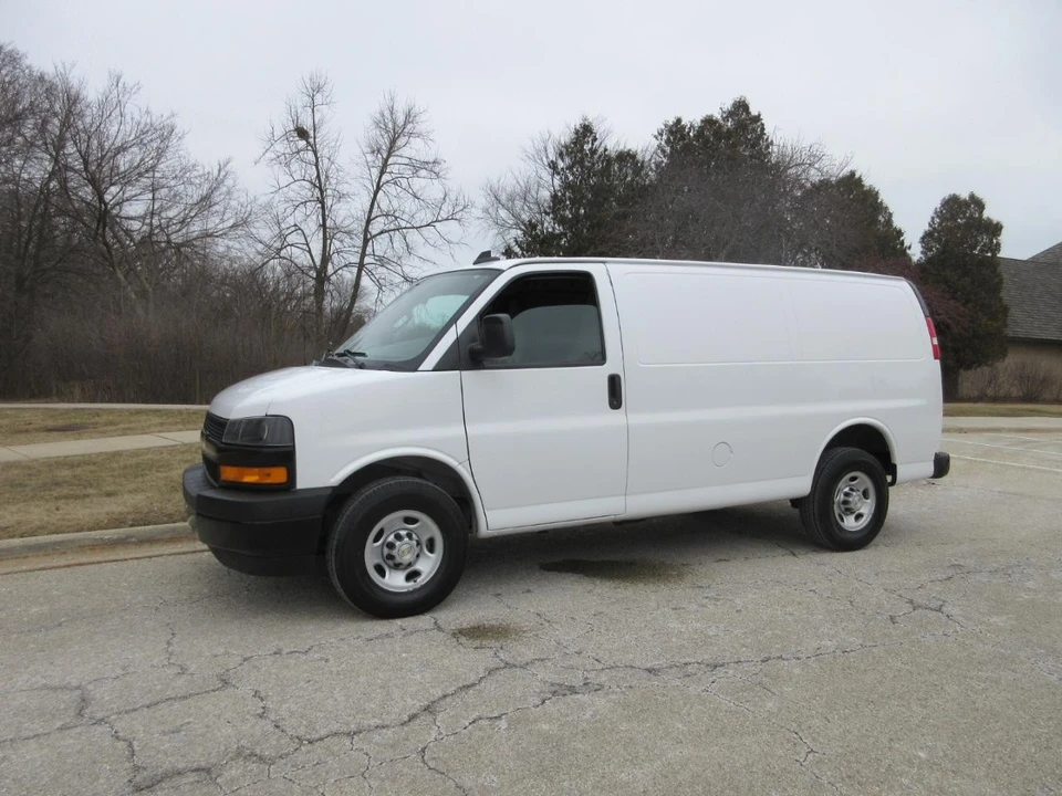 2021 Chevrolet Express - Image 3 of 21