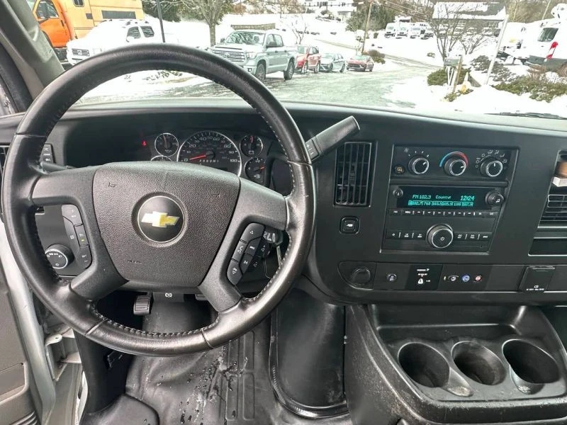 2021 Chevrolet Express - Image 10 of 12
