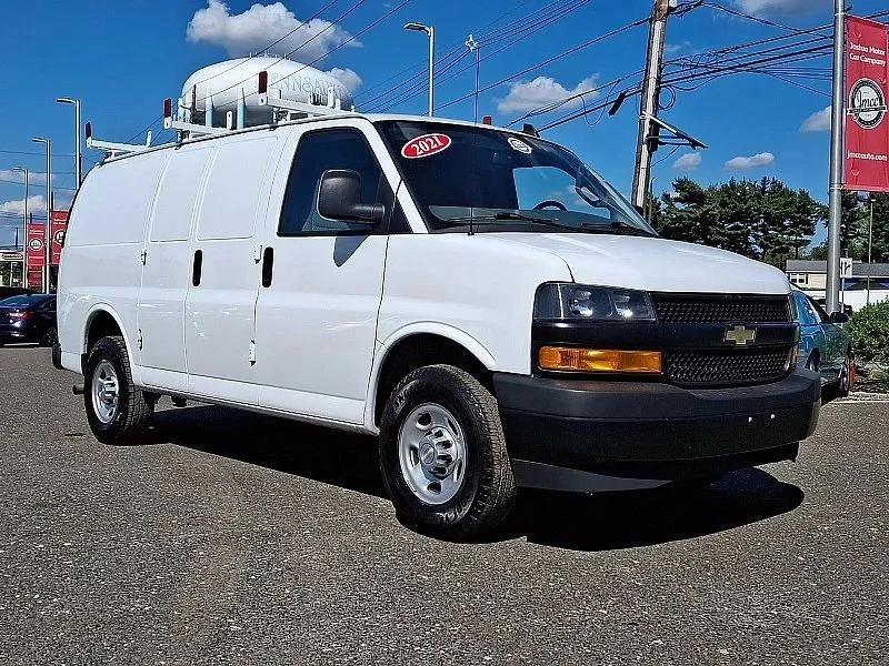 2021 Chevrolet Express - Image 2 of 12