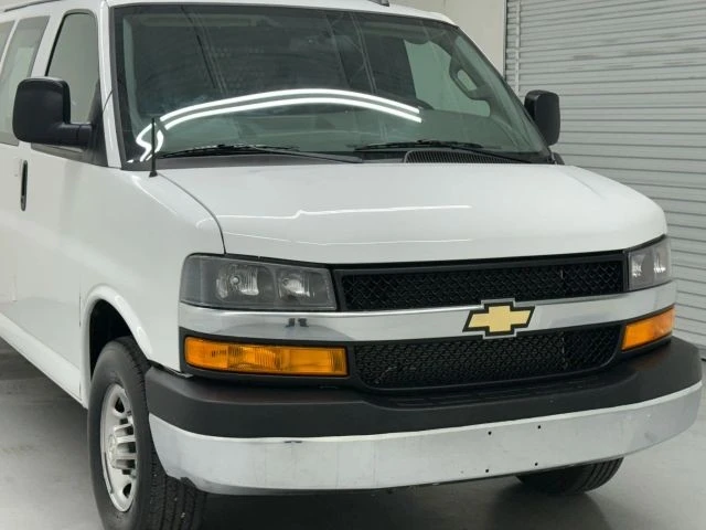 2021 Chevrolet Express - Image 8 of 12