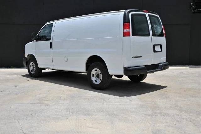 2021 Chevrolet Express - Image 4 of 18