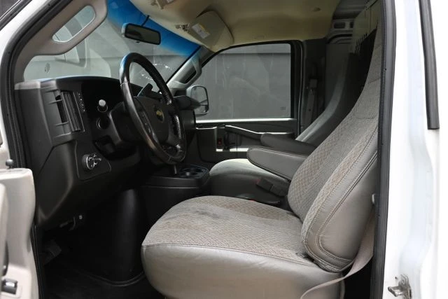 2021 Chevrolet Express - Image 12 of 18