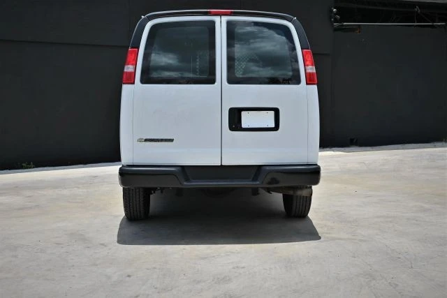 2021 Chevrolet Express - Image 5 of 18